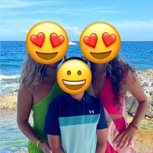 Boy Under Armour polo shirt, size medium, gently used.